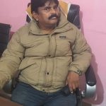 वेतन भुगतान के एवज में 10 हजार रिश्वत लेते चतरा के जिला आयुष चिकित्सा पदाधिकारी गिरफ्तार