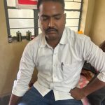 कोडरमा के चंदवारा थाना में तैनात दरोगा गिरफ्तार नही करने के एवज में मांगा 1 लाख रिश्वत, 15 हजार लेते रंगेहाथ गिरफ्तार