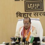 काम पर लौटे अधिकारियों को धमकी देने वाले हड़ताली राजस्व अधिकारियों पर होगी प्राथमिकी, कार्रवाई का जिलाधिकारियों को सख्त निर्देश