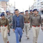 होली के मद्देनजर सुरक्षा व्यवस्था को लेकर विभिन्न थाना क्षेत्र में निकाला गया फ्लैग मार्च