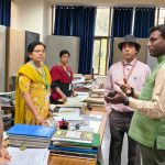 होली के अवकाश के बाद विभिन्न कार्यालयों का उपायुक्त ने किया औचक निरीक्षण, अनुपस्थित रहनेवाले कर्मचारियों को शो-कॉज करने का निर्देश