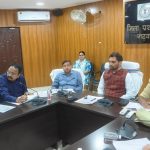 गढ़वा में जिला स्तरीय शांति समिति की बैठक, सोशल मीडिया पर सतत निगरानी रखने का निर्देश