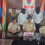 एटीएम कार्ड बदलकर ठगी करने वाले गिरोह के दो शातिर अपराधी गिरफ्तार