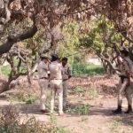 ज्वेलरी लूट में शामिल अपराधी के निशानदेही पर हथियार बरामद करने गई पुलिस के साथ पटना के बेउर इलाके में मुठभेड़