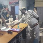 रात को निरीक्षण में निकले एसपी को तीन थाने में पकड़ी गई लापरवाही, दो एसआई समेत तीन निलंबित