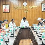रांची में शिक्षा पर चला DC का हंटर: 10% से ज्यादा फेल वाले स्कूलों के सभी शिक्षकों को शो कॉज, 233 हेडमास्टरों का वेतन रोका