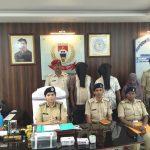 सरायकेला-खरसावां के बंधुगोड़ा में किराए के मकान में ‘नशे की फैक्ट्री’ का खुलासा, एक महिला समेत तीन गिरफ्तार
