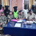 लातेहार पुलिस ने 5.73 ग्राम ब्राउन शुगर के साथ 6 तस्कर को किया गिरफ्तार, तीन बाइक-स्कूटी, 14 हजार नगद जब्त