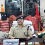 वैशाली: राजापाकर लूट कांड का उद्भेदन, टॉप-10 अपराधी सोनू यादव समेत 3 गिरफ्तार, देशी कट्टा-लूटी बाइक बरामद