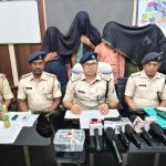 देवघर में ‘ऑपरेशन फ्रोंक्स’: सफेद कार में हथियार लेकर निकले 5 अपराधी धराए, देसी पिस्टल-कारतूस बरामद, रेलवे स्टेशन से भुरभुरा मोड़ तक थी बड़ी वारदात की प्लानिंग