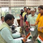 बेड़ो अंचल में लापरवाही पर उपायुक्त सख्त: म्यूटेशन नहीं करने पर अंचल निरीक्षक और कर्मचारी को शोकॉज नोटिस