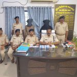 फर्जी पुलिस बनकर केस मैनेज कराने का झांसा, नकद व बाइक लूटी, दो आरोपी गिरफ्तार