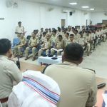 “रांची पुलिस अलर्ट: बैंक-स्कूल के पास बढ़ेगी टाइगर मोबाइल की गश्त, 3 साल से तैनात कर्मी हटेंगे”