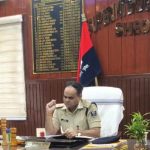 सरकारी राइफल के साथ रील बनाकर सोशल मीडिया पर डाला वीडियो, महिला सिपाही निलंबित