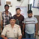 सेक्टर 12A के खंडहर स्कूल में गुंडागर्दी, पुलिस ने मौके पर पहुंचकर 3 को बचाया, आरोपी गिरफ्तार