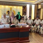 पाकुड़िया राशन दुकान लूटकांड का फरार आरोपी गिरफ्तार, हथियार और गोली बरामद
